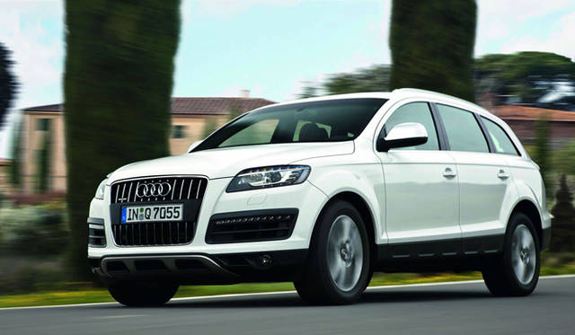 <strong>Audi｜アウディ Q7</strong>