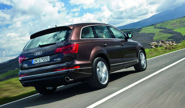 <strong>Audi｜アウディ Q7</strong>