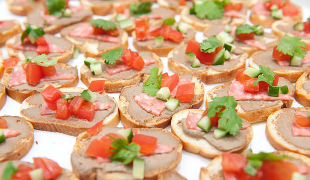 <strong> UNITED ARROWS｜ユナイテッドアローズ</strong>　ユナイテッドアローズ 原宿本店 ウィメンズ館 レセプション