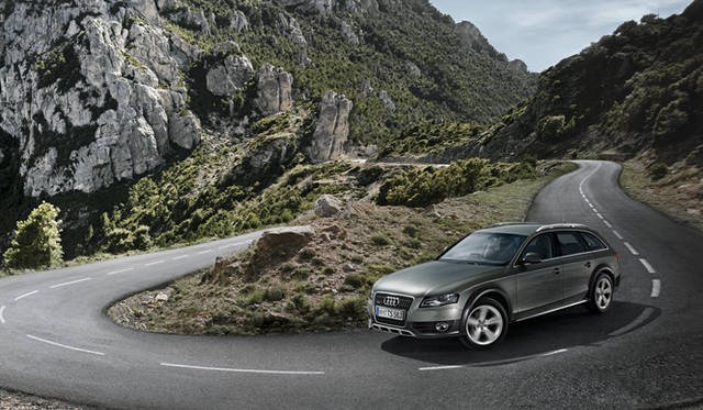 <strong>Audi A4 allroad quattro｜アウディ A4 オールロードクワトロ</strong>