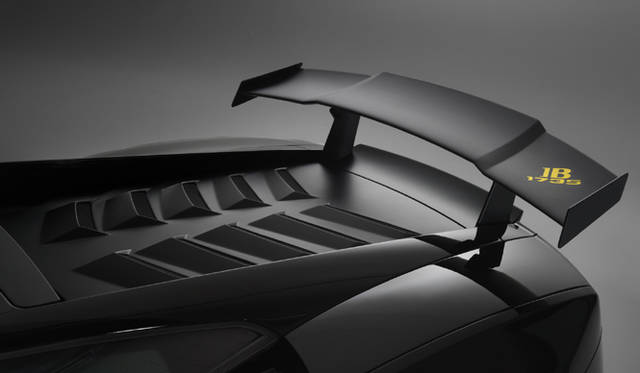 <strong>BLANCPAIN｜ブランパン</strong> 「ランボルギーニ・ガヤルドLP 570-4ブランパン・エディション」。