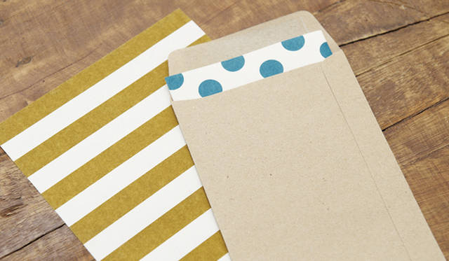 <strong>植木明日子｜「水縞」 水縞レターセット 水玉</strong>　 http://www.apartment.gr.jp/mizushima/ 