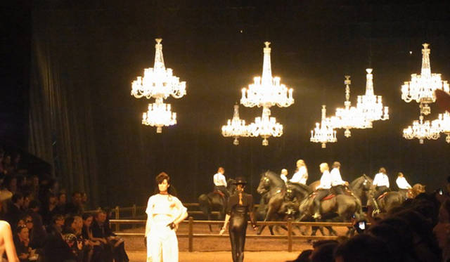 <strong>HERMÈS｜エルメス</strong>　2011年 春夏コレクションより