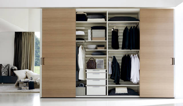 <strong>Arflex｜アルフレックス</strong>　「Molteni＆C（モルテーニ）」　Gliss（グリス）　design｜MDT