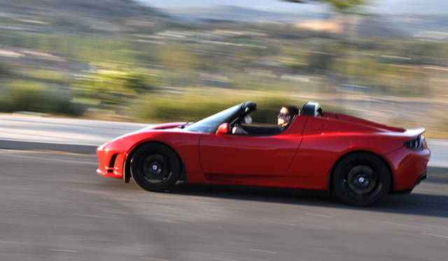 <strong>TESLA ROADSTAR｜テスラ ロードスター</strong>
