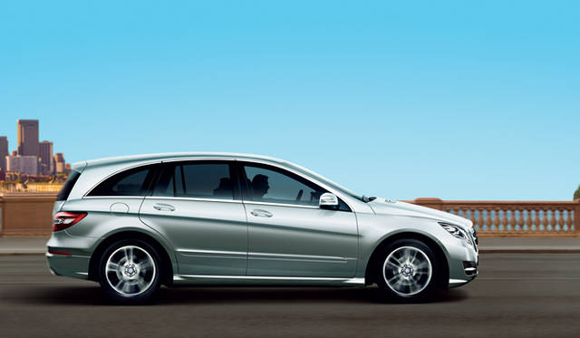 <strong>Mercedes-Benz R350 4MATIC｜メルセデス・ベンツ R350 4MATIC</strong>