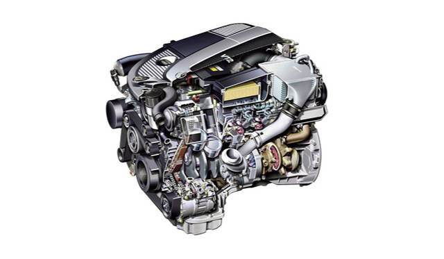 <strong>Mercedes-Benz  CL-Class｜メルセデス・ベンツ CLクラス</strong>　CL 600に積まれる5.5リッター 12V ツインターボエンジンの内部