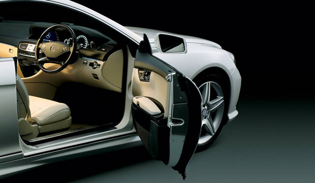 <strong>Mercedes-Benz  CL-Class｜メルセデス・ベンツ CLクラス</strong>　