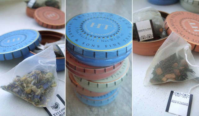 <strong>HARNEY & SONS｜ハーニー＆サンズ</strong>　ティポットの美味しさ＋ティバッグの手軽さ＝サシェ。ポットの紅茶がおいしいのは、お湯の中で茶葉がゆったりと開かれ、紅茶の成分が完全に抽出されているから。ティーサシェのピラミッド型は、茶葉がゆったりと開くように工夫されてできたかたち。ティーサシェで100パーセントの香りと、クリアな紅茶をご堪能あれ。