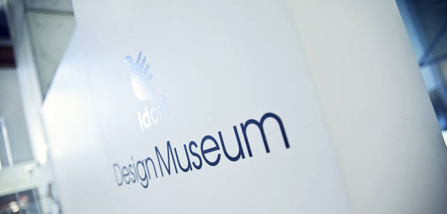 <strong>CITROEN DS3｜シトロエン DS3</strong>　<strong>『デザインミュージアム』</strong>　ロゴタイプは松永真氏デザイン。