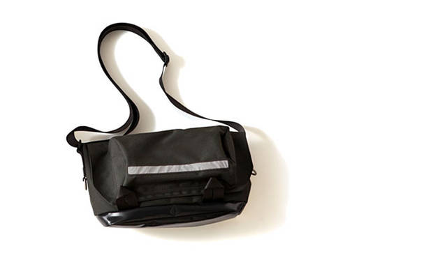 <strong> MARGARET HOWELL｜マーガレット・ハウエル</strong>　メッセンジャー2万2050円（マーガレット・ハウエル）