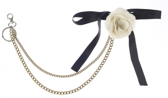 <strong>MARNI｜マルニ</strong>　チャーム 3万9900円（マルニ／マルニジャパン）