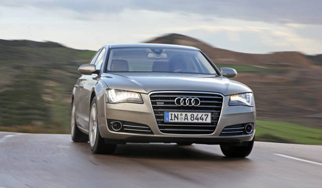 <strong>Audi｜アウディ A8</strong>