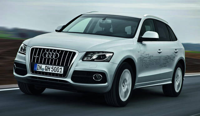 <strong>Audi Q5 hybrid quattro｜アウディ Q5 ハイブリッド クワトロ</strong>