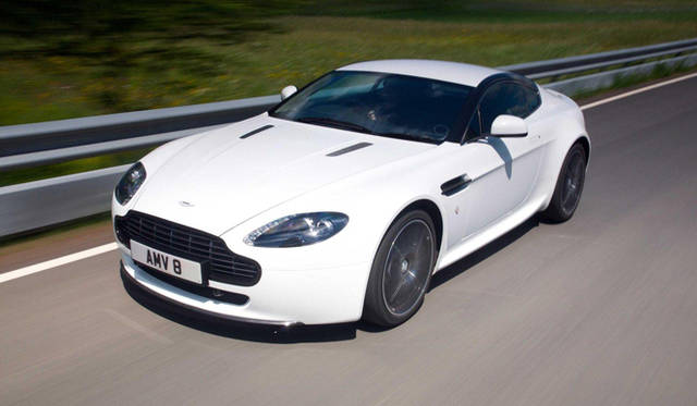<strong>ASTON MARTIN V8 Vantage N420｜アストンマーティン V8 ヴァンテージ N420</strong>