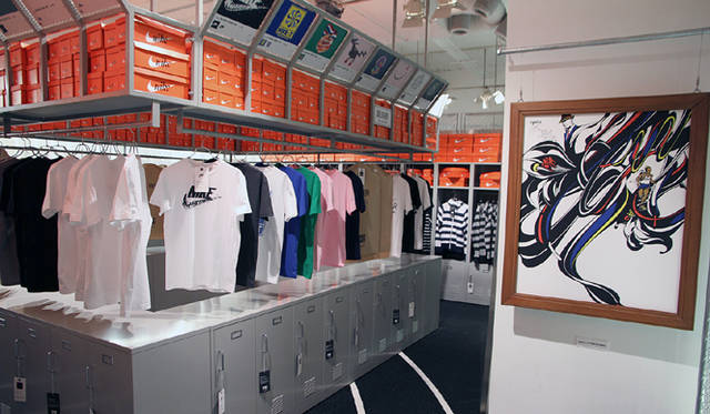 <strong>BEAMS T meets NIKE SPORTSWEAR</strong>　新鋭アーティストOHHARA／RYOONO による“Sport is Art”。