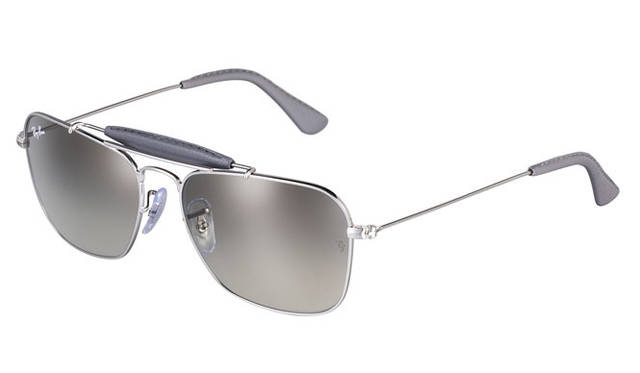 <strong>Ray-Ban｜レイバン</strong>　「CARAVAN / キャラバン」 （RB3415Q） 全4色 各2万9400円