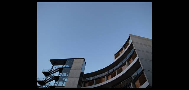 <strong>谷尻 誠 × リコーGR DIGITAL III</strong>