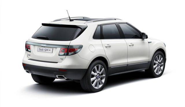 <strong>SAAB｜サーブ 9-4X</strong>