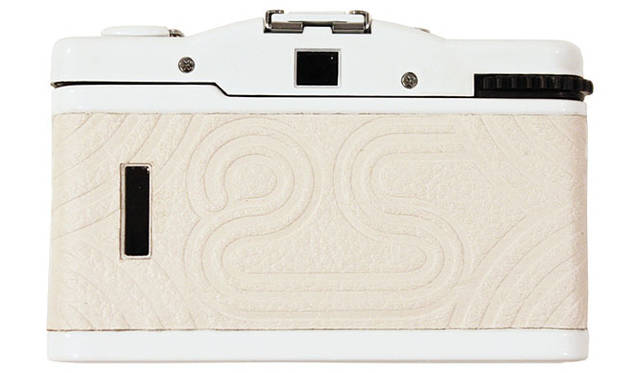 <strong>Lomography Japan</strong>　ジャパンエディション 「LOMO LC-A+ White」