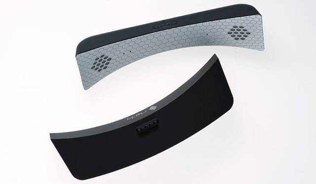 <strong>FOCAL｜フォーカルポイントコンピュータ</strong>　ハンドセット 「Moshi Moshi 04」　ブラック / シルバー