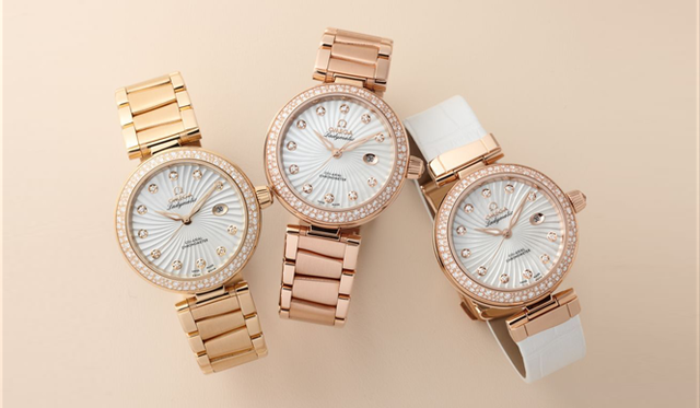 <strong>OMEGA｜オメガ</strong> 「レディマティック」。ケース径34mm。ケースは18KYG、18KRG、SSの3種類。来年日本に登場する予定。58万8800円～329万7000円。