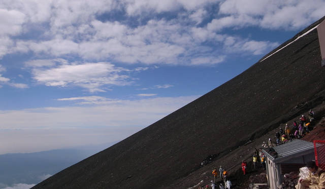 連載｜生方ななえ　『富士山』