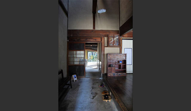 <strong>特集｜OPENERS的ニッポンの女性建築家　貝島桃代</strong>　「まちやゲストハウス」 (2008年)