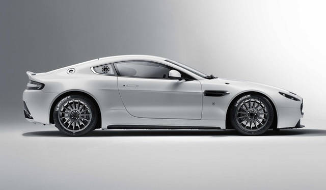 <strong>ASTON MARTIN Vantege GT4｜アストンマーティン ヴァンテージ GT4</strong>