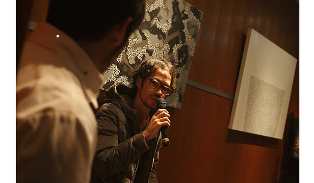 <strong>第8回「食とアートの会」</strong>｜「国籍や地理的な文化の腑分けに限定されない、普遍的な強度のある作品を制作していきたい」と語る大山エンリコイサム氏。