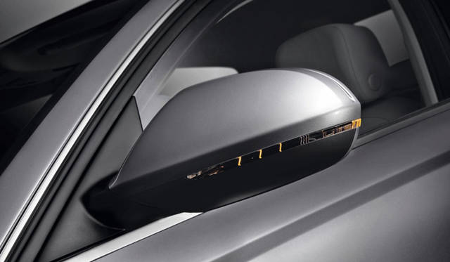 <strong>Audi A6｜アウディ A6</strong>