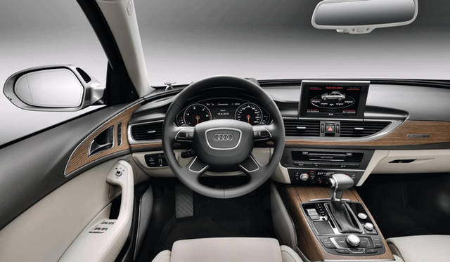 <strong>Audi A6｜アウディ A6</strong>