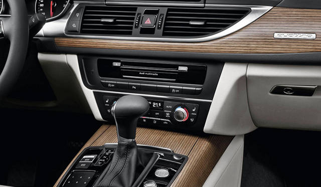 <strong>Audi A6｜アウディ A6</strong>