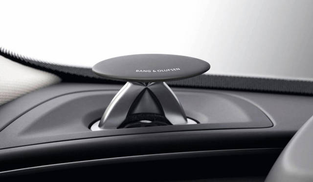 <strong>Audi A6｜アウディ A6</strong>