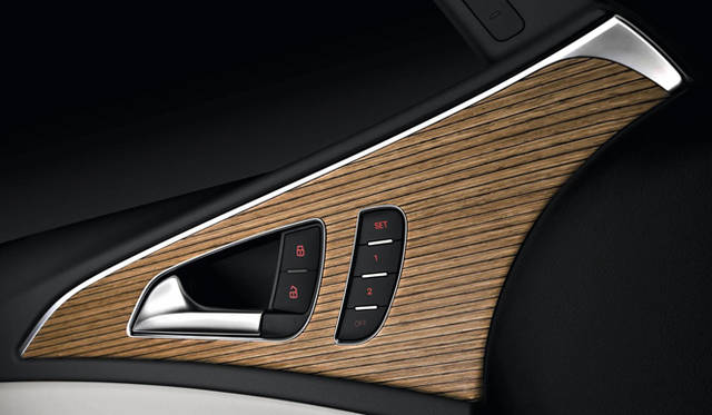 <strong>Audi A6｜アウディ A6</strong>