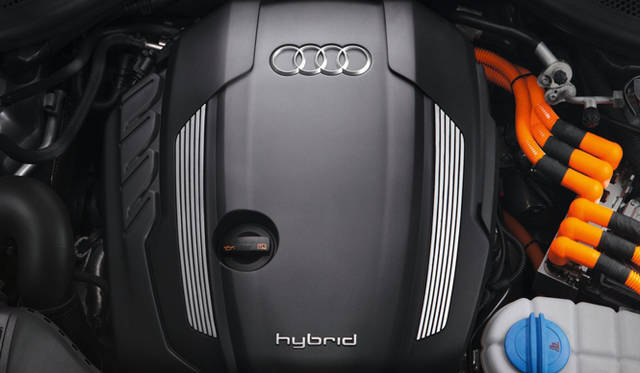<strong>Audi A6 Hybrid｜アウディ A6 ハイブリッド</strong>