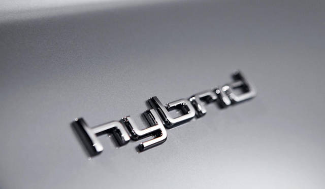 <strong>Audi A6 Hybrid｜アウディ A6 ハイブリッド</strong>