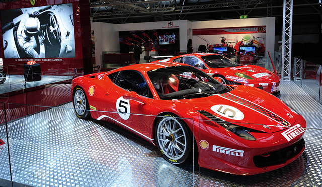 <strong>Ferrari 458 challenge｜フェラーリ 458 チャレンジ</strong>