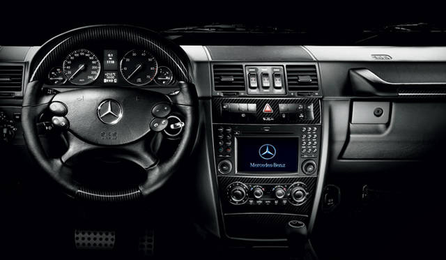 <strong>Mercedes-Benz G-Class｜メルセデス・ベンツ Gクラス</strong>　G 550 ロング カーボン エディション