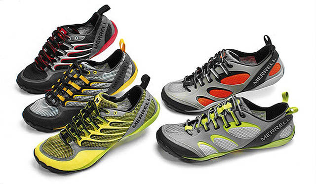  OUTVENTURE LINE 「BARE FOOT」SERIES MEN’S MODEL トレイルグローブ サイズ│25.0－28.0cm 価格│1万3440円　トゥルーグローブ サイズ│25.0－28.0cm 価格│1万2600円