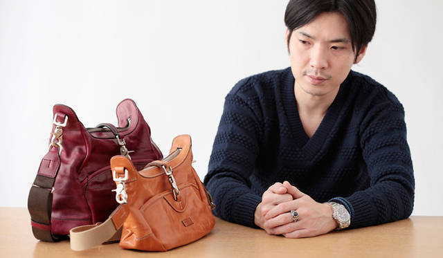 <strong>Daniel&Bob｜ダニエル＆ボブ</strong>　「PIPPO」の“顔”を生かしたニューモデル「CAMELIA」「STIFFELIO」。