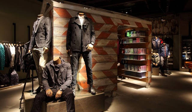 <strong>DIESEL SHIBUYA｜ディーゼル シブヤ</strong>　B1｜メンズ