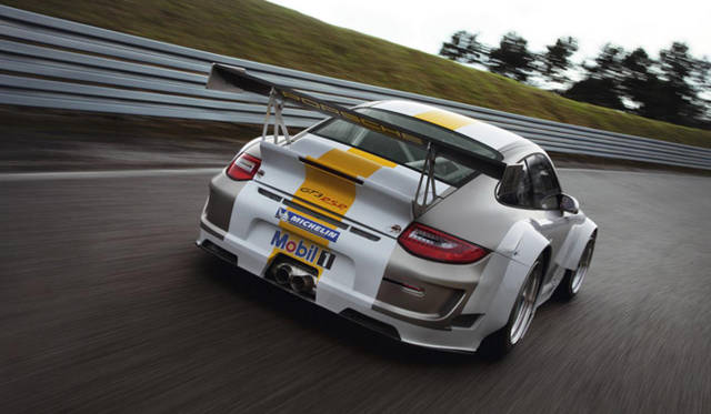 <strong>PORSCHE 911 GT3 RSR｜ポルシェ 911 GT3 RSR</strong>