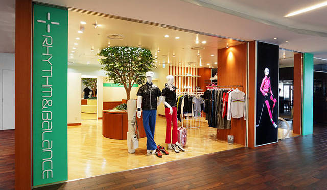 <strong>RHYTHM＆BALANCE｜リズム＆バランス</strong>　表参道Aoビル4階 『リズム＆バランス青山店』