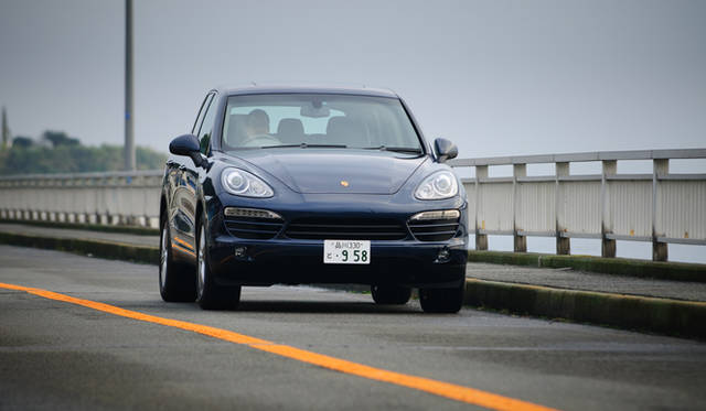 <strong>PORSCHE Cayenne｜ポルシェ カイエン</strong>