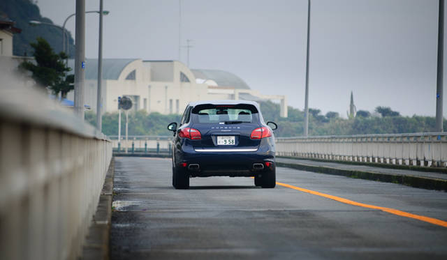 <strong>PORSCHE Cayenne｜ポルシェ カイエン</strong>