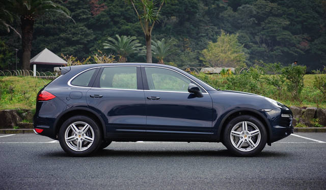 <strong>PORSCHE Cayenne｜ポルシェ カイエン</strong>