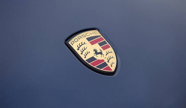 <strong>PORSCHE Cayenne｜ポルシェ カイエン</strong>