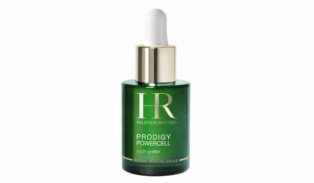 <strong>藤原美智子｜2010年グランプリ</strong>　ヘレナ ルビンスタイン プロディジー P.C. セラム 1万5750円 （ヘレナ ルビンスタイン） Tel. 03-6911-8287