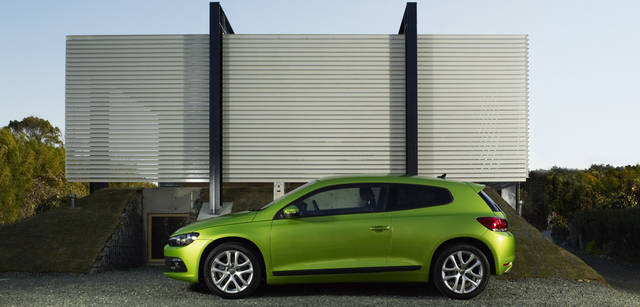 <strong>Scirocco｜シロッコ</strong> 　谷尻氏の最新住宅作品は、緑豊かな広大な土地に建てられた。